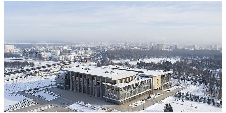 Российский день во Дворце Независимости. Лукашенко встретится со спикером Госдумы и губернатором Астраханской области