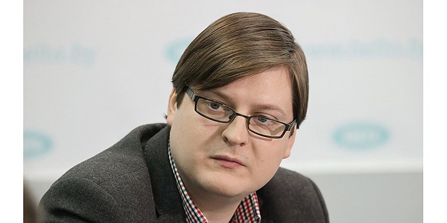 Политолог: модернизация Конституции в Беларуси должна проходить последовательно и преемственно