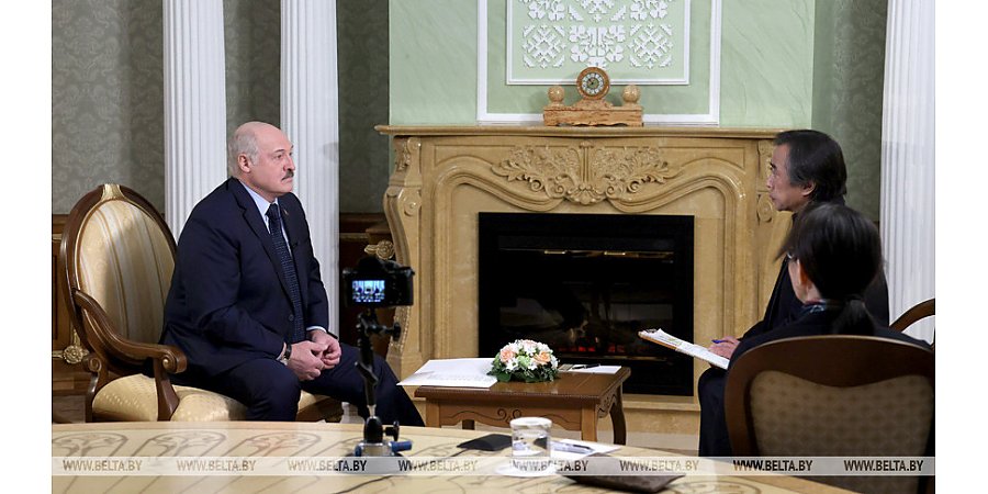 Александр Лукашенко: мы не нападаем на Украину, мы не бомбим Украину, мы сторонники переговоров