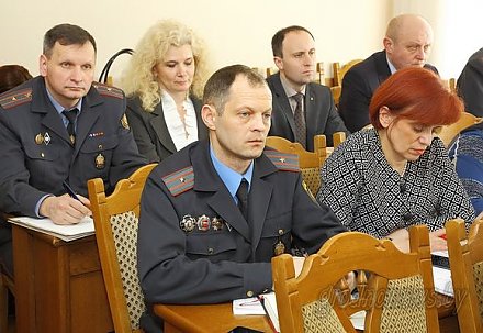 Состоялось совместное заседание комиссии по делам несовершеннолетних облисполкома и координационного совета по реализации Декрета №18