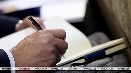 Работа за границей: в МВД рассказали, как обезопасить себя при трудоустройстве за рубежом