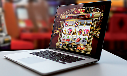 Имеет ли цену человеческое достоинство? Откуда у треш-блогера Мелстроя столько денег и что стоит за его поступками