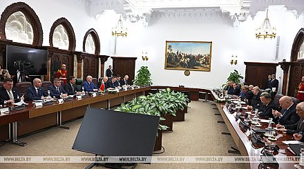 Александр Лукашенко: Беларусь и Алжир в ближайшие год-два должны выйти на товарооборот хотя бы $500 млн