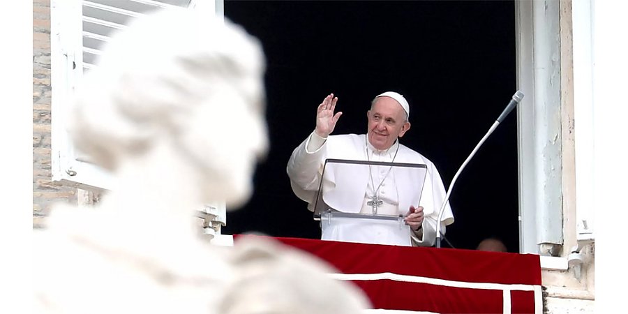 В Ватикане сообщили о самочувствии папы Франциска после операции