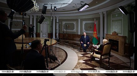 Мирный план для Украины, что хочет Путин, о роли Трампа и отношениях с США. Интервью Лукашенко "Ньюсмакс"