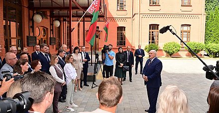 Белорусские Нидерланды, лесной домик, защита Короля и будущее "Вагнера". Итоги мотивационной Недели Президента