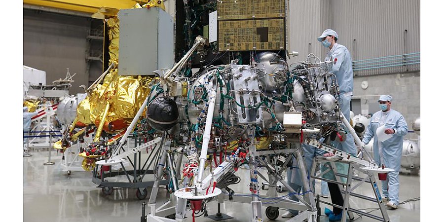 "Роскосмос" назвал причину крушения "Луны-25"