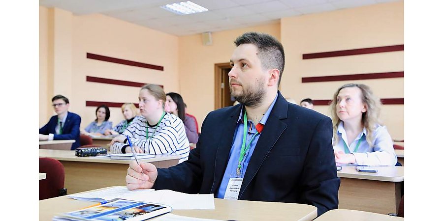 В Гродно проходит вторая сессия школы педагогического лидера