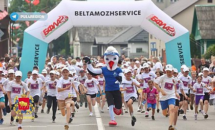 Около 500 ребят пробежали Олимпийский забег в Слониме во время фестиваля "Вытокi. Крок да Алiмпу"