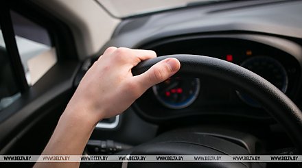 ГАИ призывает водителей быть внимательными при гололедице
