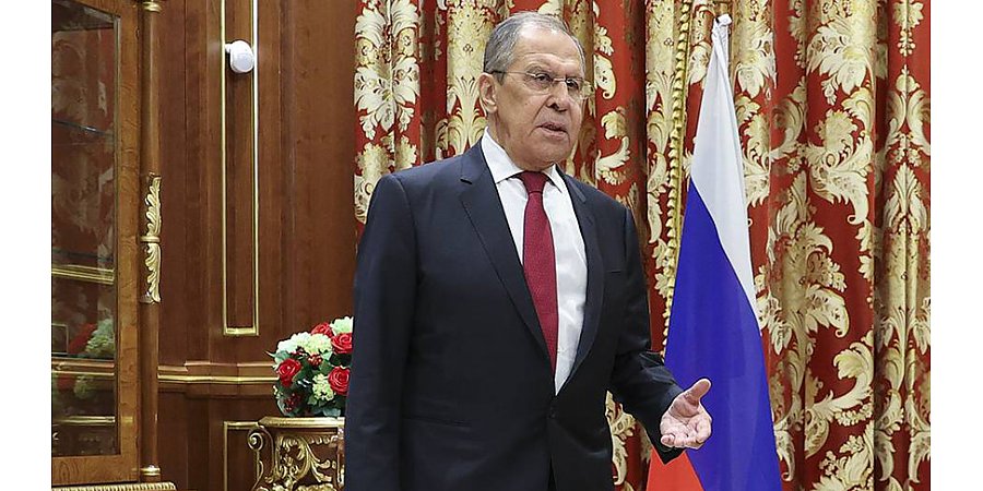 Лавров назвал истерикой заявления из ЕС о связи Минска и Москвы с приграничным кризисом