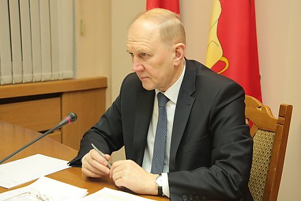 В сфере особого внимания: сотрудничество регионов – новый вектор, жатва с максимальной отдачей, электронная очередь на границе и новые лифты