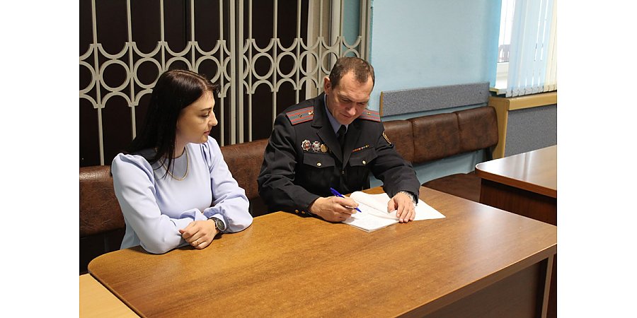 Прием граждан участковыми инспекторами милиции