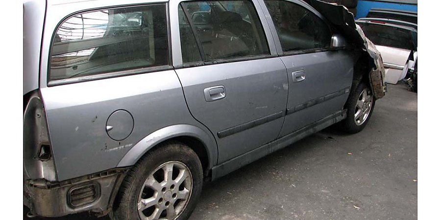 Гродненские таможенники выявили попытку незаконно ввезти в Беларусь два легковых авто