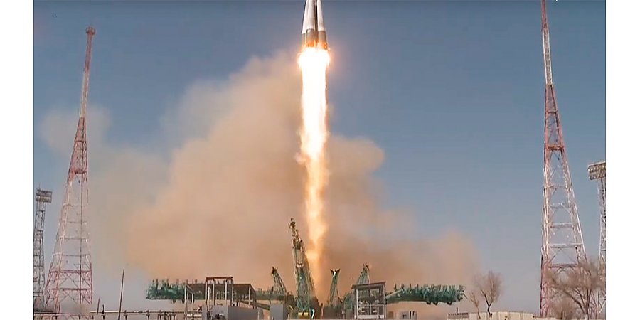 Ракета "Союз-2.1а" с пилотируемым кораблем "Ю.А.Гагарин" стартовала с космодрома Байконур