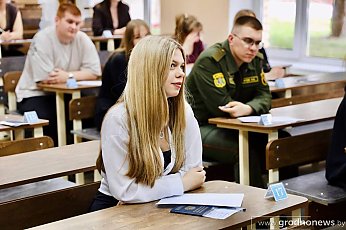 Явка 98,7% и ноль нарушений: итоги первого дня ЦЭ и ЦТ на Гродненщине