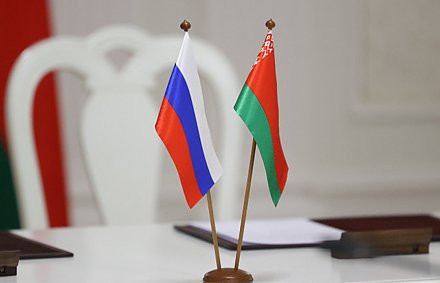 Александр Лукашенко и Владимир Путин обсудили ситуацию вокруг реакции Запада на предложения России по безопасности