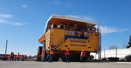 Медиацентр и промышленный туризм. Новые проекты начинает Молодежный парламент при Гродненском облсовете