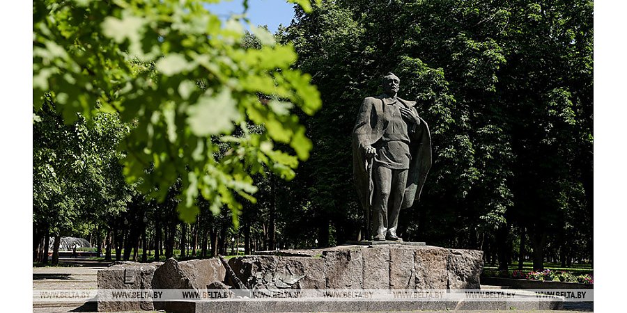 Александр Лукашенко: Янка Купала своими произведениями открывал нам красоту родного языка и славную историю страны