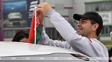 ФОТОФАКТ: Республиканский автопробег "За единую Беларусь!" стартовал от границы с Российской Федерацией