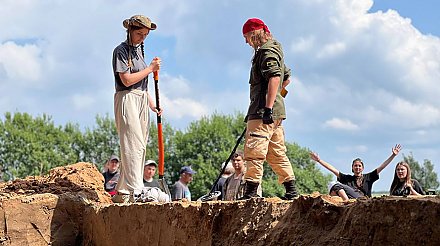 Древние захоронения обнаружили археологи в Круглянском районе
