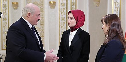 Санкции, стена на границе, беженцы и союз с Россией. Раскрыты подробности интервью Александра Лукашенко турецкому телеканалу