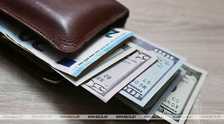 НББ рекомендует банкам своевременно подкреплять обменники валютой