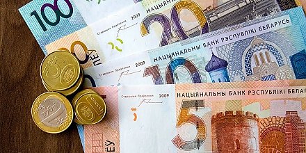 "Белпочта" – 60 копеек, у некоторых банков – 5 рублей. Какими будут новые комиссии за платежи наличными?