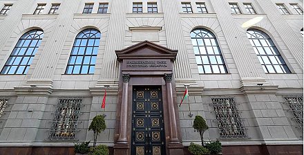 Как обезопасить себя от "банковских" мошенников, рассказали в Нацбанке