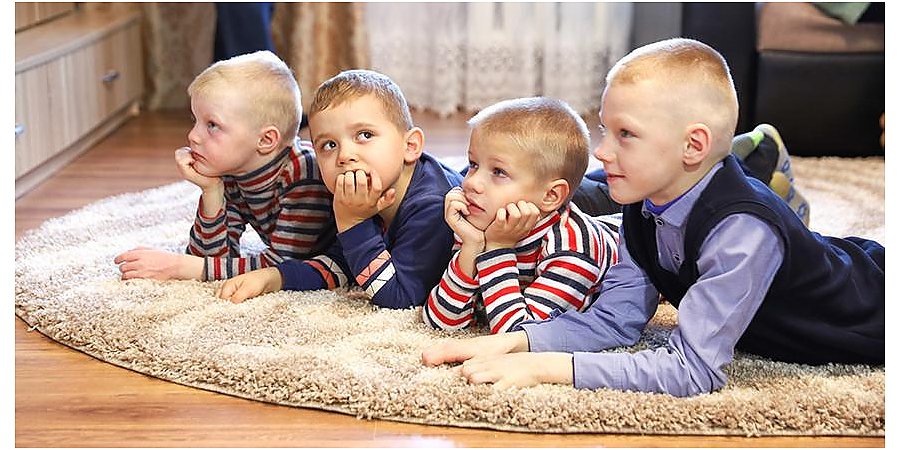 Семья для каждого ребенка. В Гродненской области проходит акция по популяризации семейных форм устройства детей-сирот и замещающего родительства