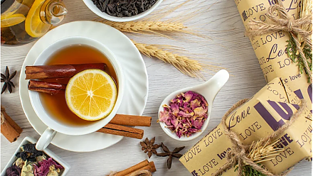 Заварите чай из трав: народные приметы на 17 апреля