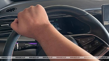 Польских автомобилистов ждет "лавина высоких сборов", вырастет плата за регистрацию транспорта и получение прав 