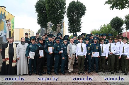 В атмосфере торжественности и патриотизма прошло сегодня в Вороново празднование Дня пожарной службы Республики Беларусь