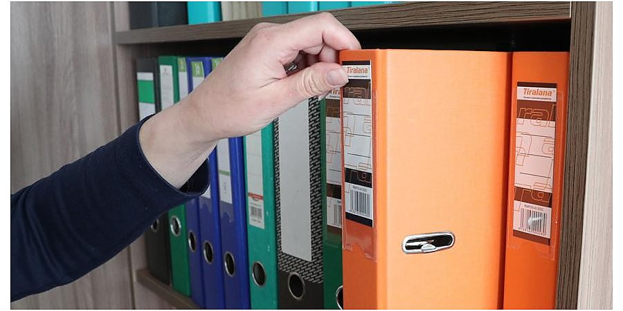 Какие административные процедуры и на каких условиях осуществляются в нотариальном архиве