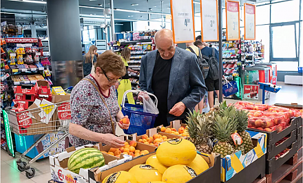 Профсоюзы проверили цены на продукты в белорусских магазинах в июне