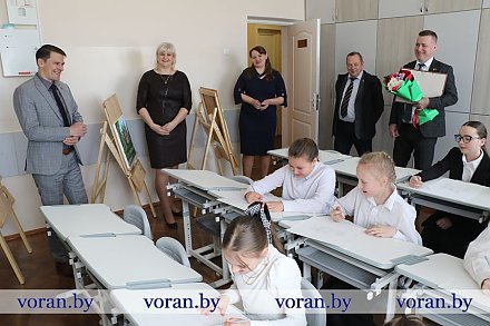 Подарки к юбилею Вороновского района получил ряд учреждений социальной сферы и жители райцентра