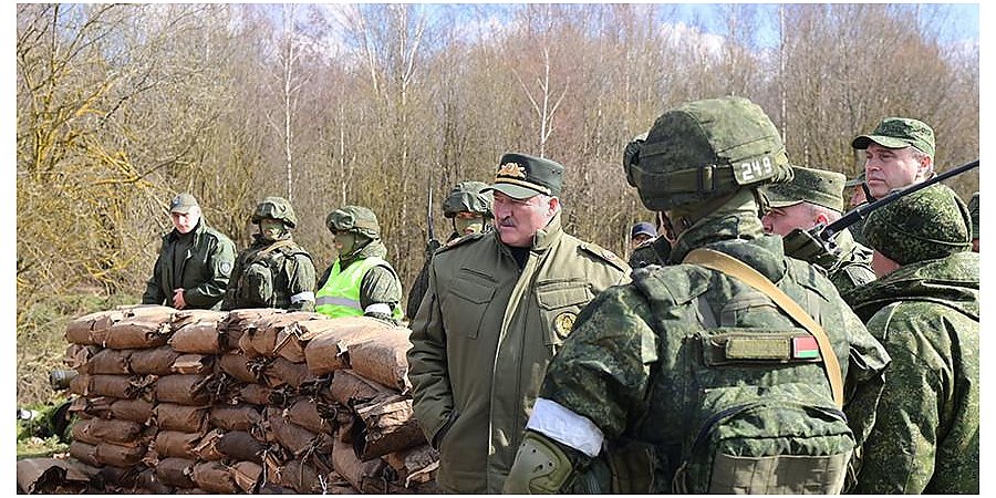 Проверка боеготовности, космическая держава и приоритет приоритетов. Главное из недели Президента