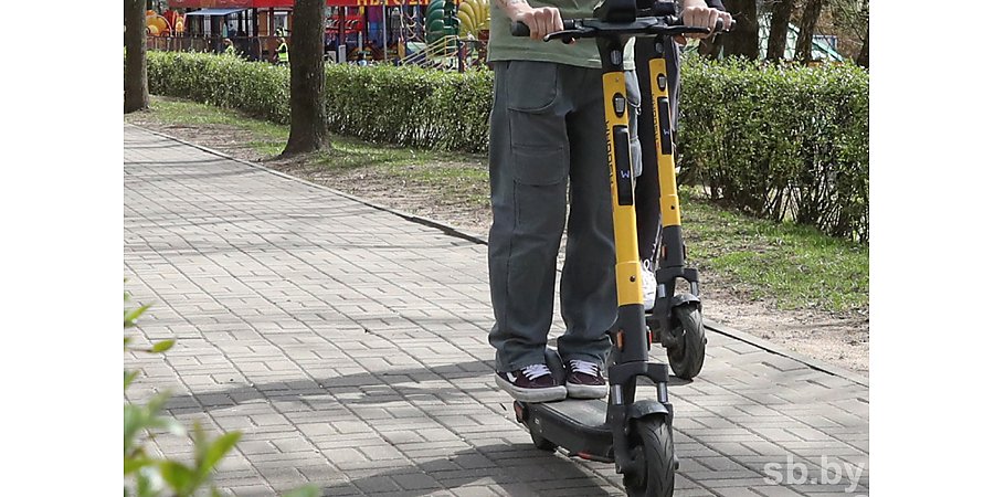 С какого возраста можно управлять электросамокатами? 