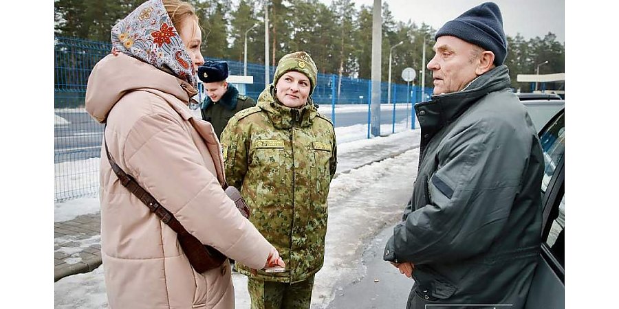 «Страна красивая, люди отзывчивые, Президент хороший». Иностранные гости поделились с корреспондентом «ГП», почему с удовольствием приезжают в Синеокую