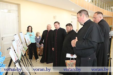 Величие, воспетое на холсте. В Вороново прошла выставка картин Виктории Перепечо 