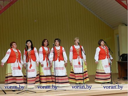 Сегодня в Вороново согревали песнями наччане