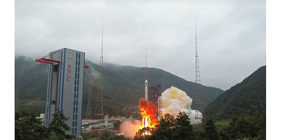 Китай запустил спутник для испытания технологий по защите от космического мусора