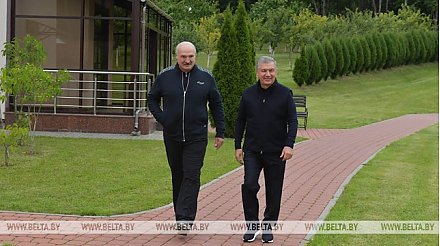 Встреча Лукашенко и Мирзиёева проходит во Дворце Независимости