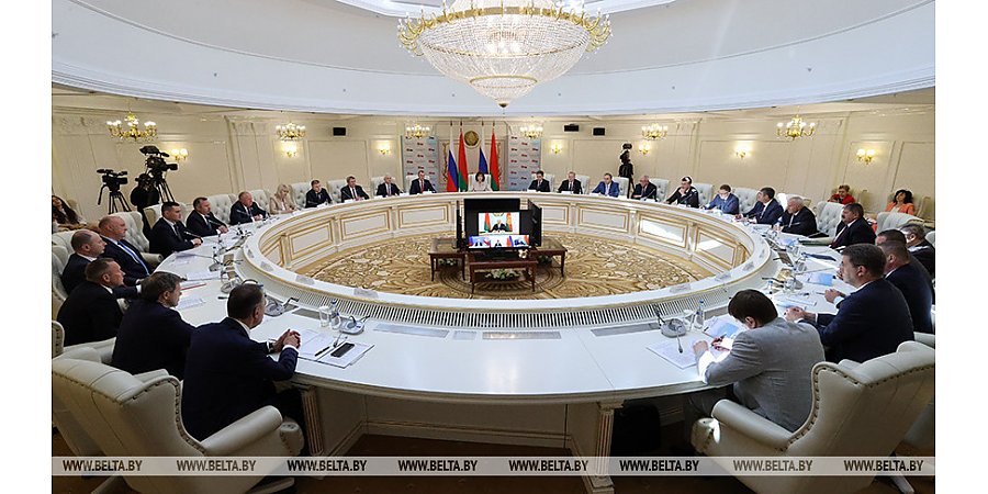 Россия готова делиться с Беларусью цифровыми решениями в налоговой и других сферах - министр экономразвития