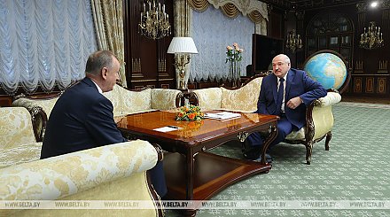 Александр Лукашенко обсудил с секретарем Совбеза России сотрудничество в сфере безопасности и оборонку