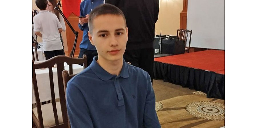 Абсолютная победа! Юный волковычанин Артем Тихонов завоевал три золотые медали на молодежном чемпионате Европы по шашкам-64