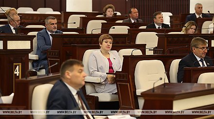 Депутаты приняли во втором чтении законопроект о госрегулировании производства и оборота алкоголя