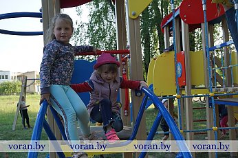 Ко Дню защиты детей в Вороновском районе появились новые детские площадки
