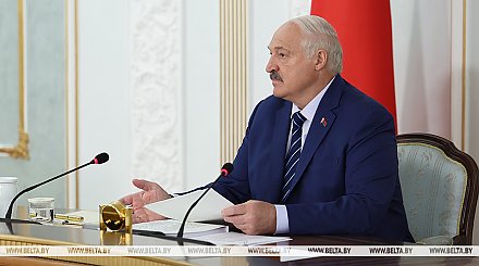 Александр Лукашенко поручил принять самые жесткие меры по всем недостаткам на уборочной