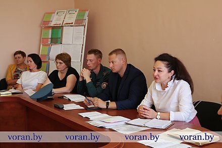 На семинаре-совещании с идеологическим активом района обсудили вопрос гражданско-патриотического воспитания населения и сохранения исторической памяти